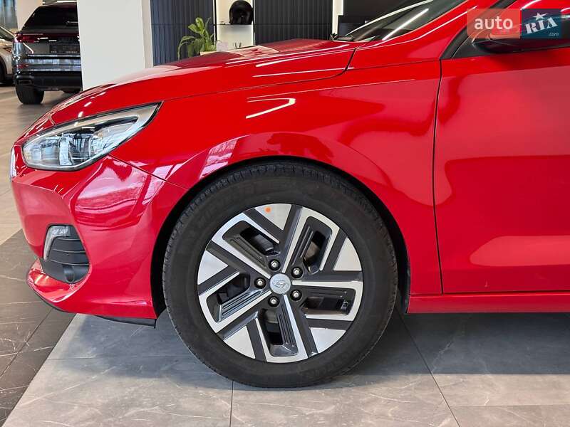 Универсал Hyundai i30 2019 в Львове