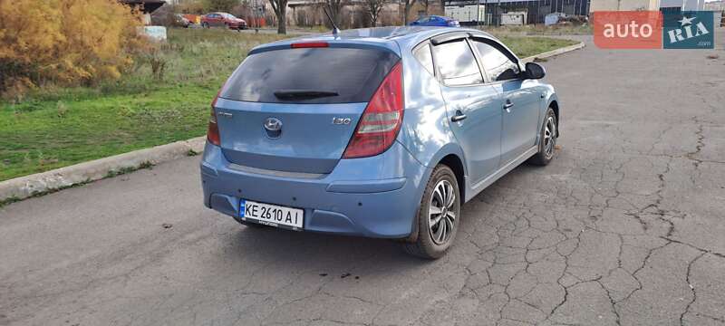 Хетчбек Hyundai i30 2010 в Кривому Розі