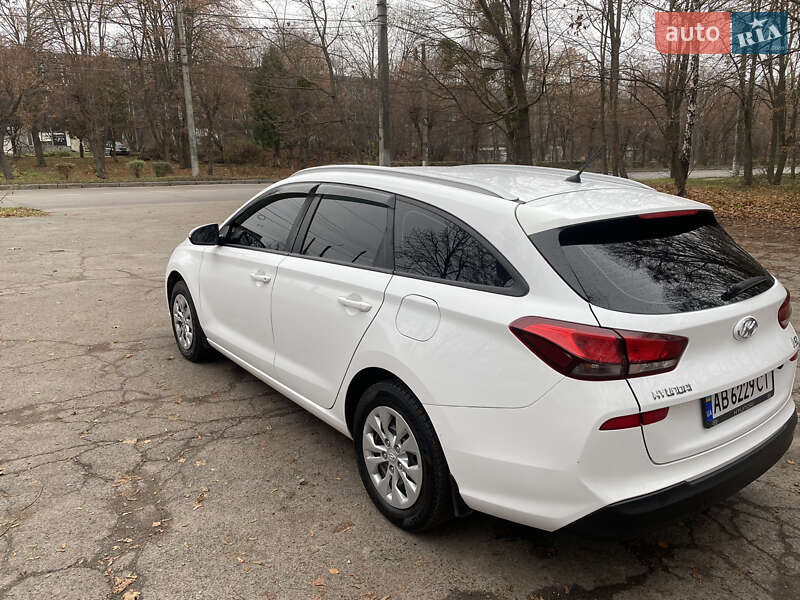 Универсал Hyundai i30 2017 в Виннице