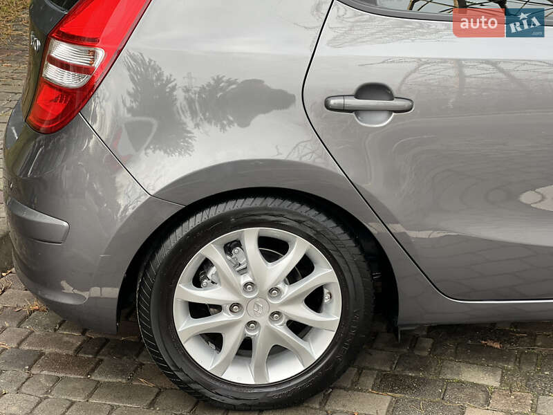 Хетчбек Hyundai i30 2008 в Івано-Франківську