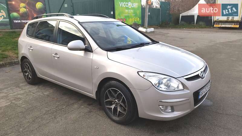 Хэтчбек Hyundai i30 2008 в Киеве фото 11 Хэтчбек Hyundai i30 2008 в Киеве