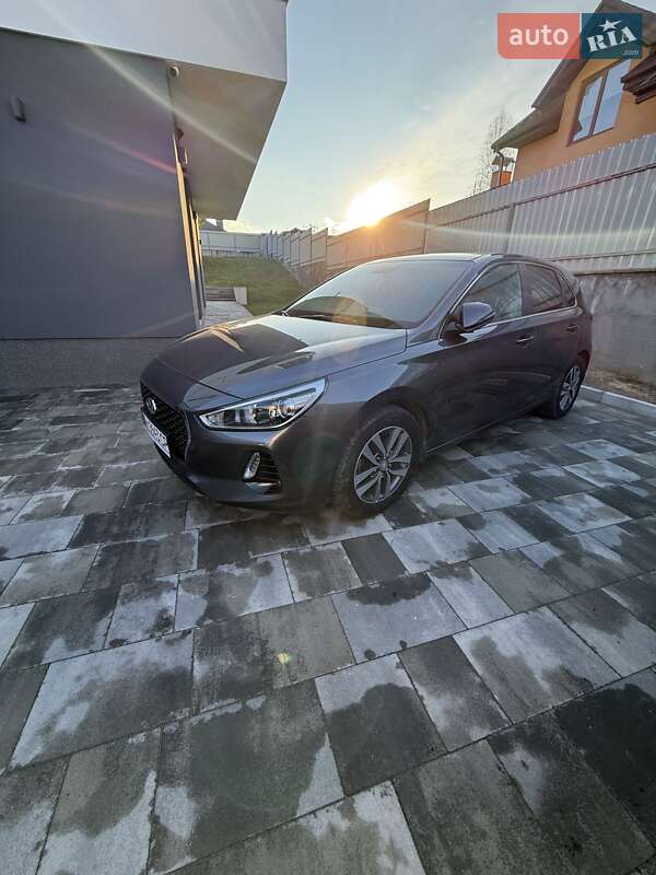 Хэтчбек Hyundai i30 2019 в Житомире фото 6 Хэтчбек Hyundai i30 2019 в Житомире