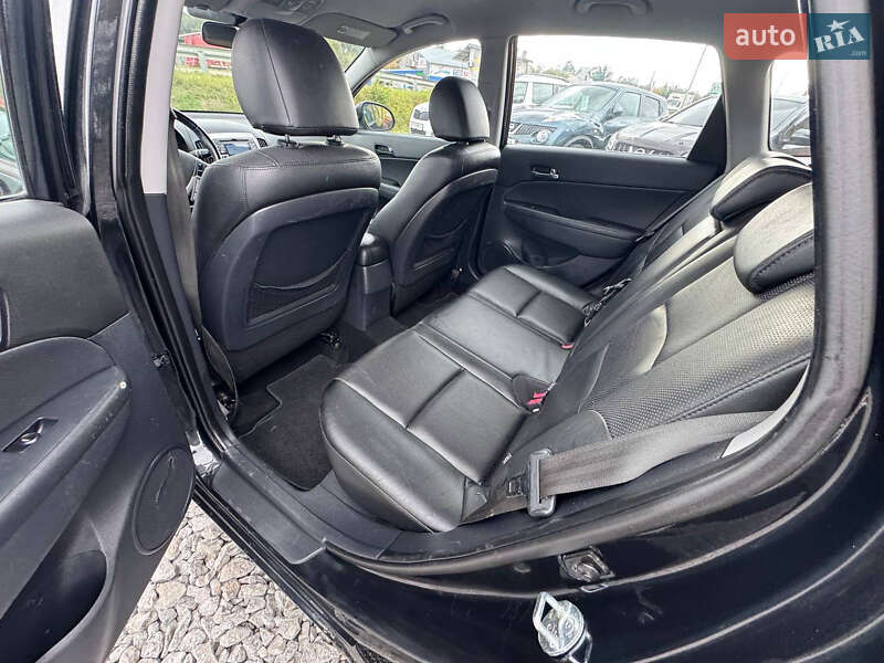 Універсал Hyundai i30 2009 в Стрию фото 39 Універсал Hyundai i30 2009 в Стрию