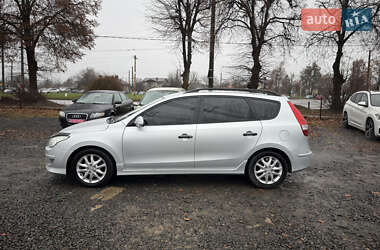 Универсал Hyundai i30 2011 в Луцке