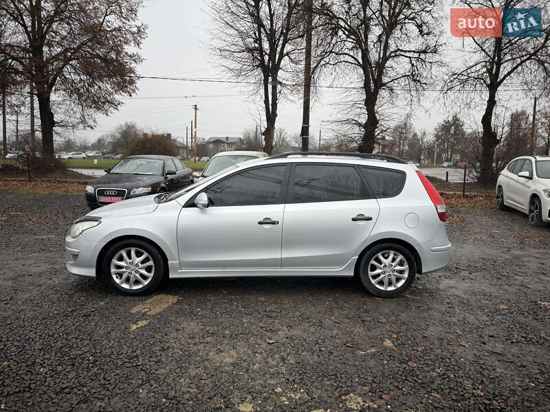 Универсал Hyundai i30 2011 в Луцке фото Универсал Hyundai i30 2011 в Луцке