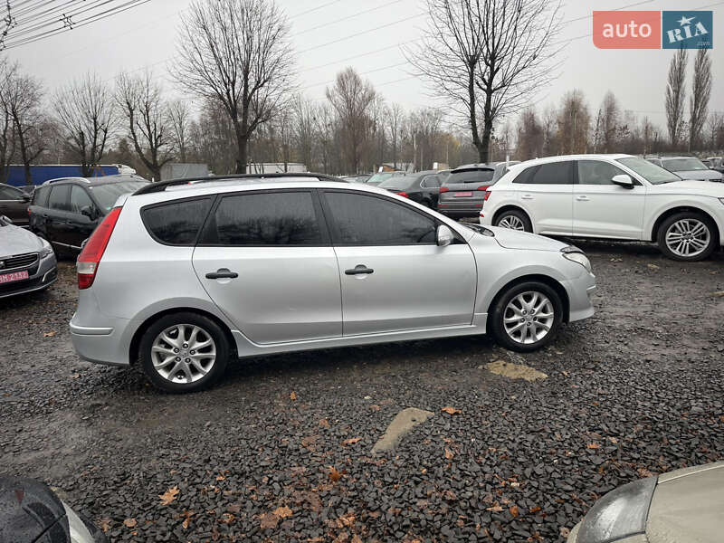 Универсал Hyundai i30 2011 в Луцке фото 14 Универсал Hyundai i30 2011 в Луцке