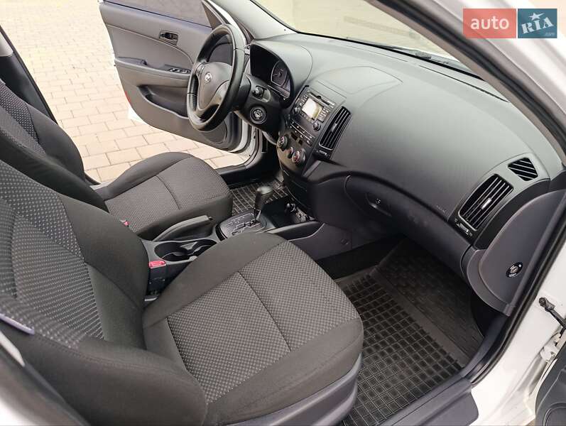 Хэтчбек Hyundai i30 2010 в Черкассах