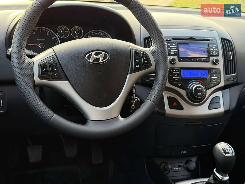 Универсал Hyundai i30 2010 в Кропивницком