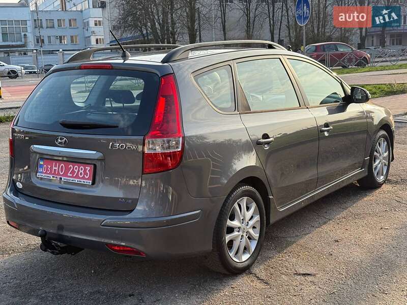 Универсал Hyundai i30 2010 в Кропивницком