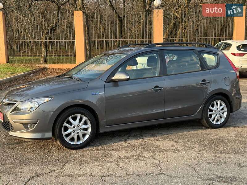 Универсал Hyundai i30 2010 в Кропивницком