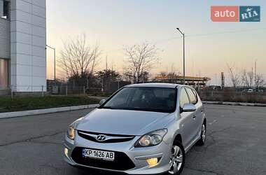Хетчбек Hyundai i30 2011 в Запоріжжі