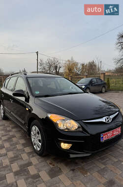 Універсал Hyundai i30 2012 в Харкові