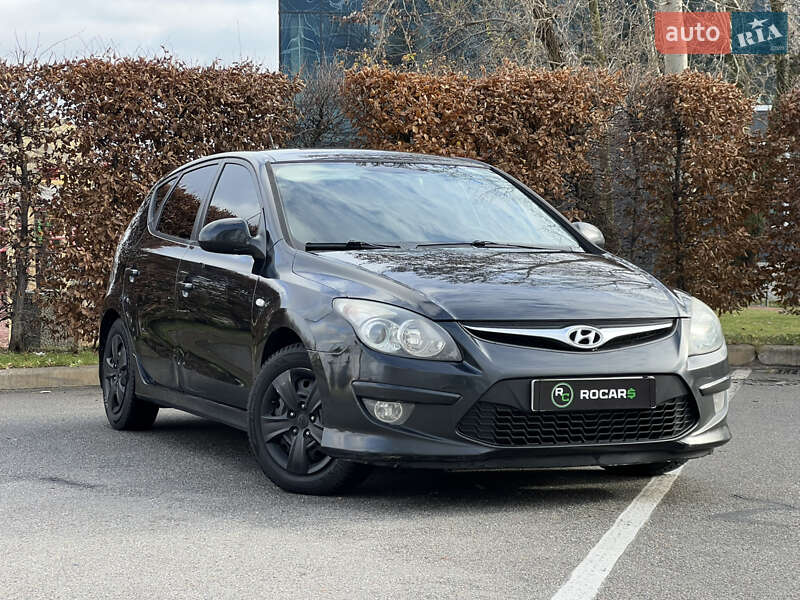 Хетчбек Hyundai i30 2011 в Києві