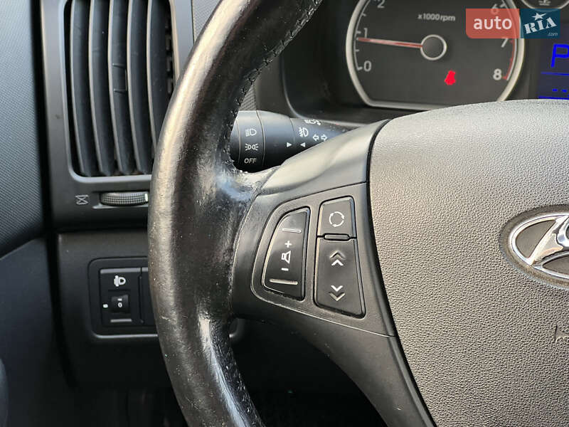 Хетчбек Hyundai i30 2011 в Києві