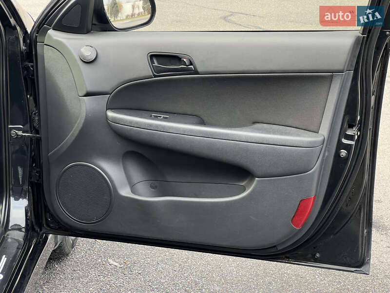 Хетчбек Hyundai i30 2011 в Києві