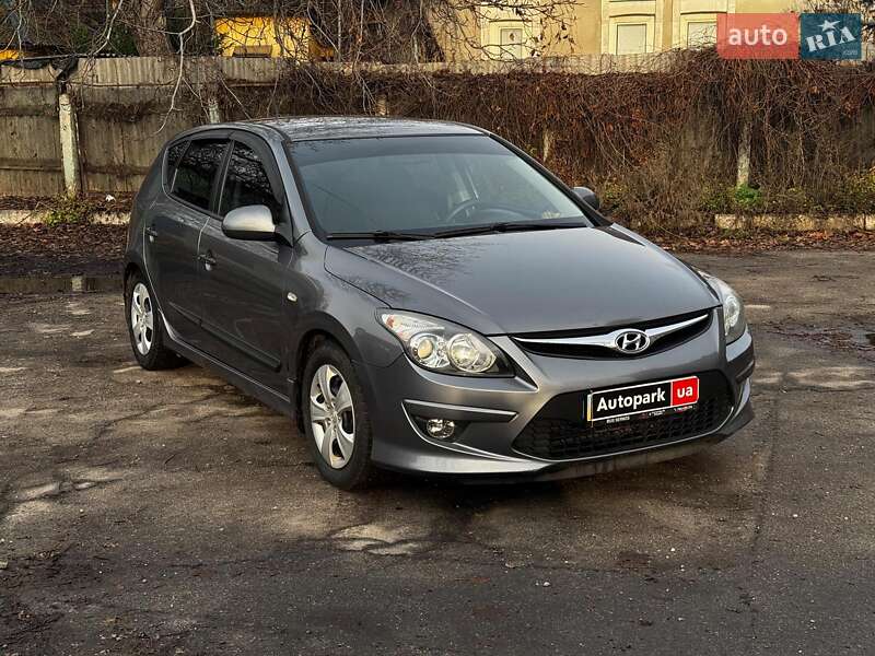 Хетчбек Hyundai i30 2011 в Харкові фото 3 Хетчбек Hyundai i30 2011 в Харкові