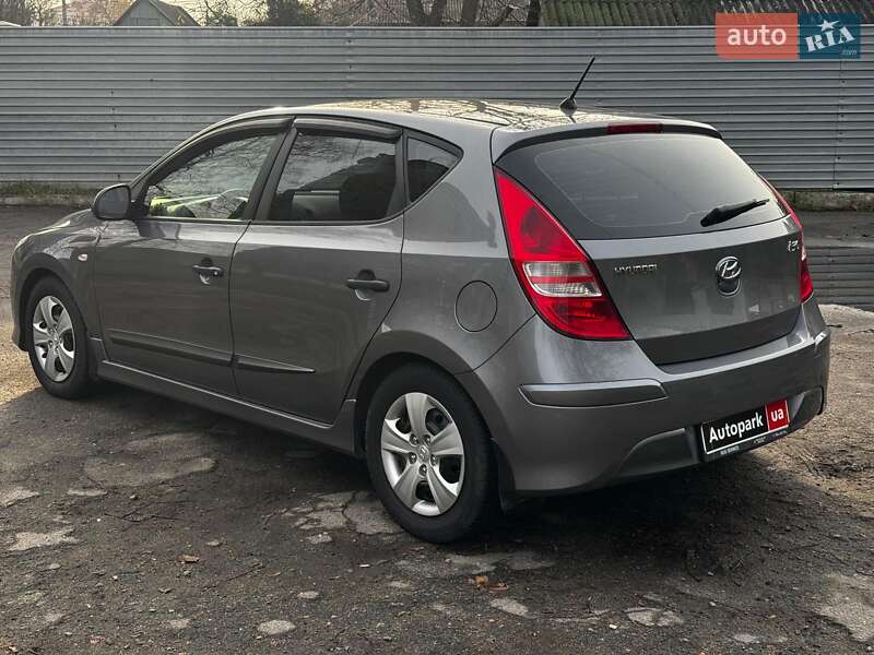 Хетчбек Hyundai i30 2011 в Харкові фото 5 Хетчбек Hyundai i30 2011 в Харкові