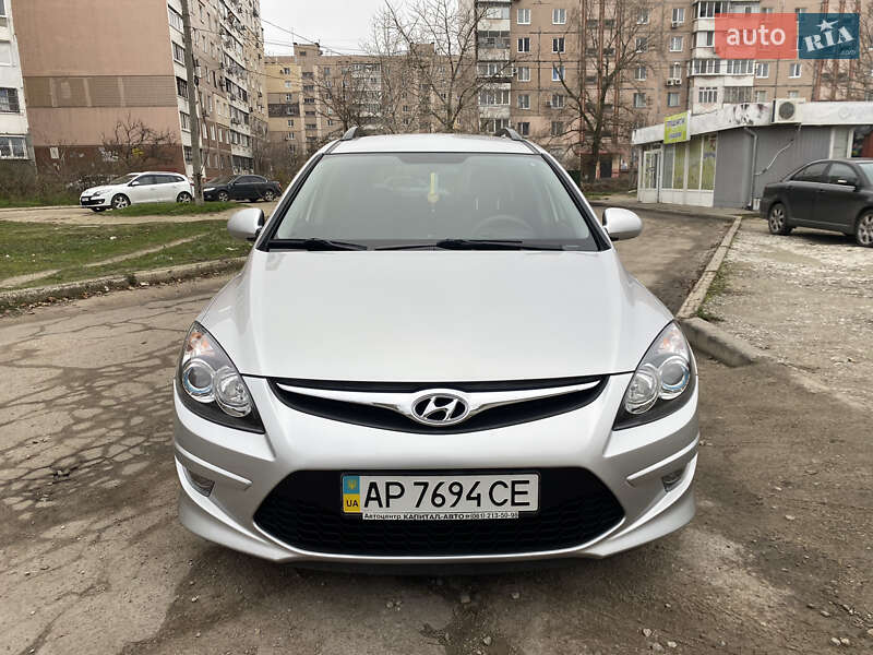 Універсал Hyundai i30 2012 в Запоріжжі