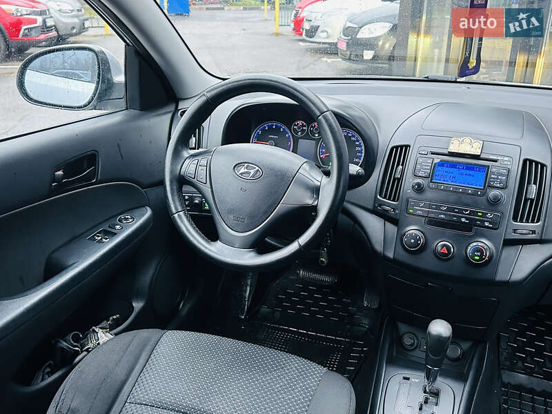 Універсал Hyundai i30 2010 в Харкові фото 20 Універсал Hyundai i30 2010 в Харкові