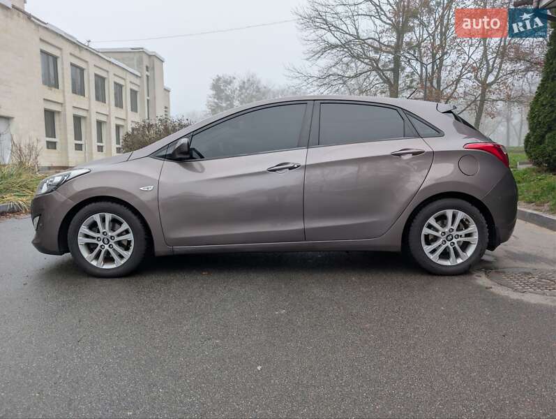 Хетчбек Hyundai i30 2012 в Харкові