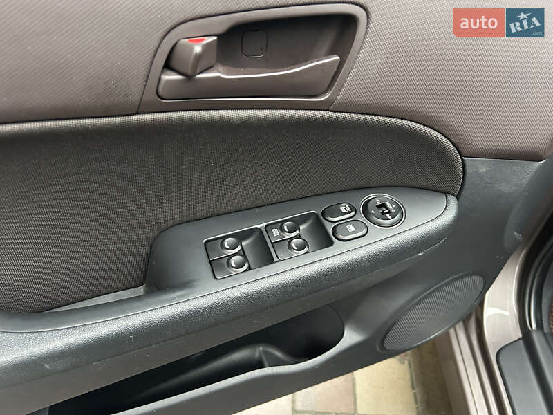 Хэтчбек Hyundai i30 2012 в Черкассах