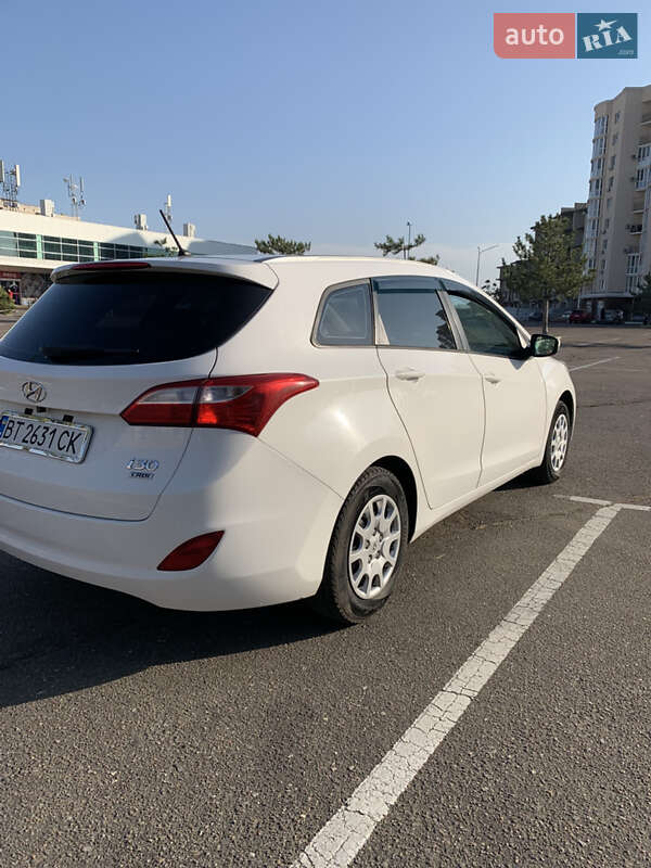 Универсал Hyundai i30 2014 в Николаеве