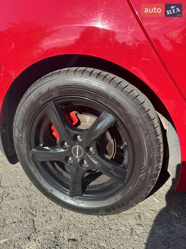 Хетчбек Hyundai i30 2012 в Львові