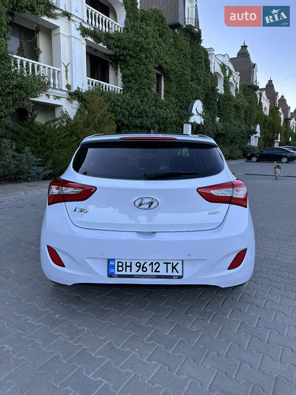 Хетчбек Hyundai i30 2015 в Одесі