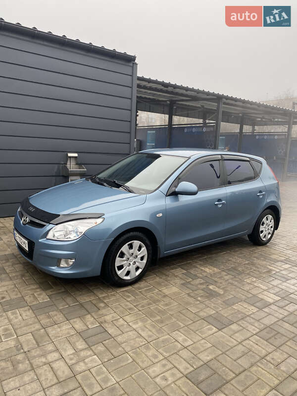 Хэтчбек Hyundai i30 2008 в Вольногорске фото 4 Хэтчбек Hyundai i30 2008 в Вольногорске