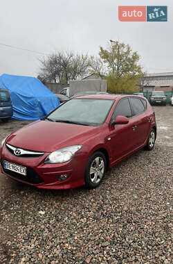 Хэтчбек Hyundai i30 2011 в Первомайске