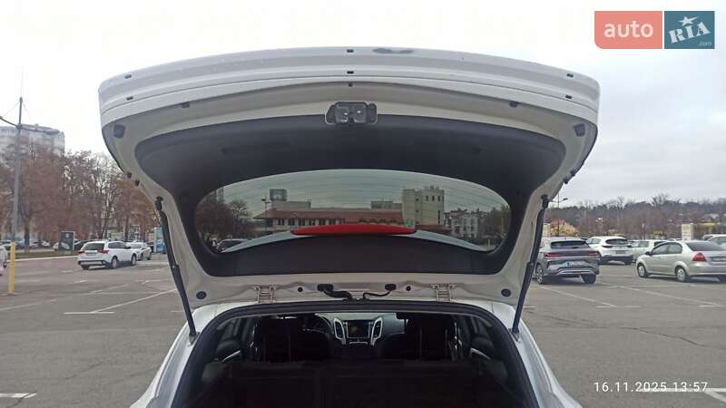 Универсал Hyundai i30 2014 в Броварах