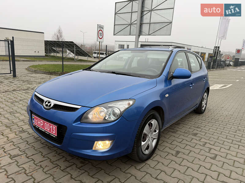 Хэтчбек Hyundai i30 2009 в Луцке фото Хэтчбек Hyundai i30 2009 в Луцке