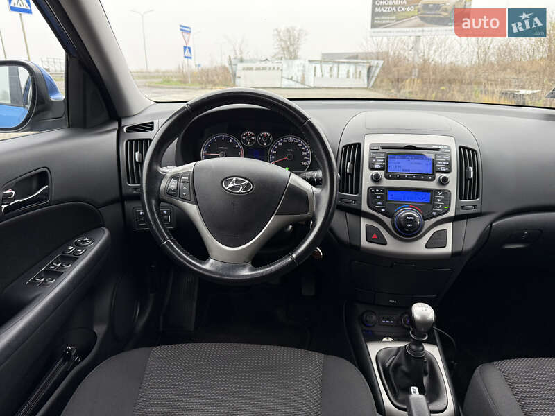 Хэтчбек Hyundai i30 2009 в Луцке фото 7 Хэтчбек Hyundai i30 2009 в Луцке