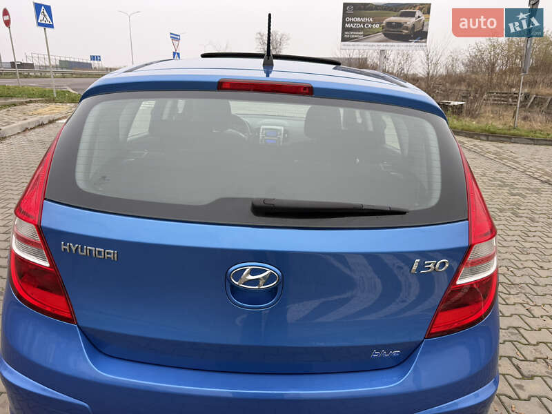 Хэтчбек Hyundai i30 2009 в Луцке фото 13 Хэтчбек Hyundai i30 2009 в Луцке