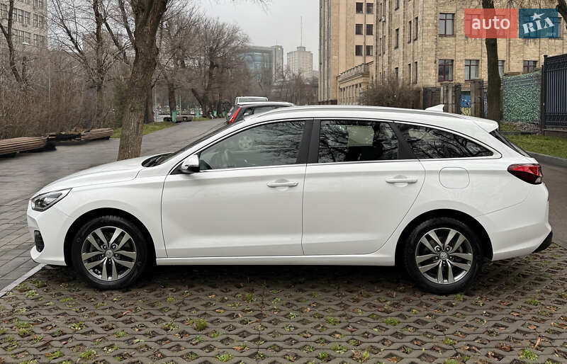 Универсал Hyundai i30 2019 в Харькове