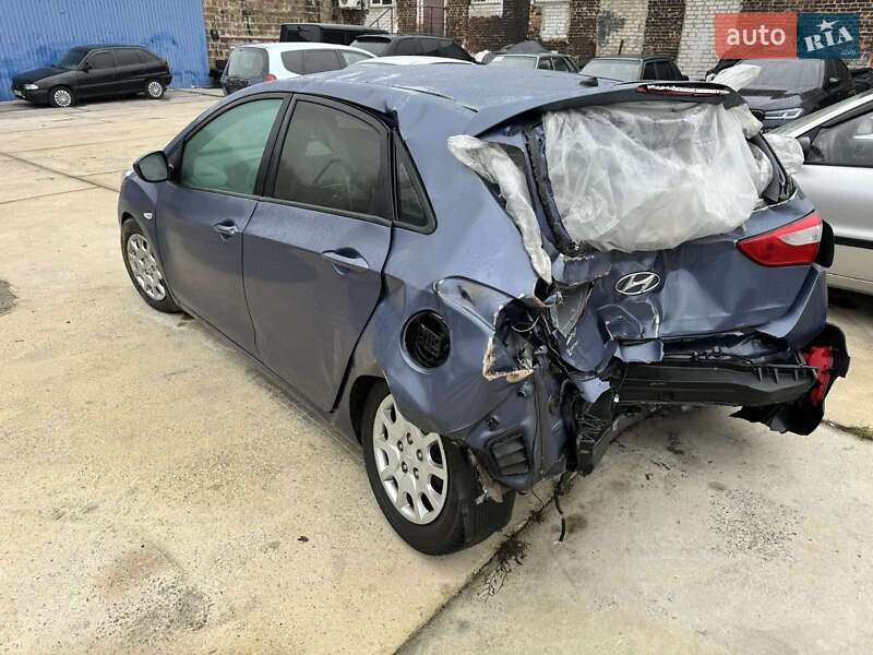 Хэтчбек Hyundai i30 2013 в Днепре