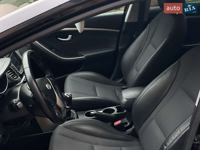 Універсал Hyundai i30 2014 в Стрию фото 5 Універсал Hyundai i30 2014 в Стрию
