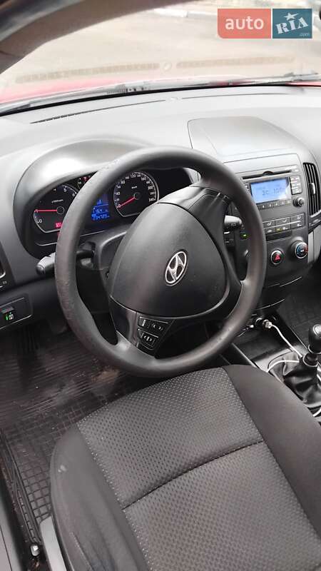 Хэтчбек Hyundai i30 2010 в Харькове фото 8 Хэтчбек Hyundai i30 2010 в Харькове