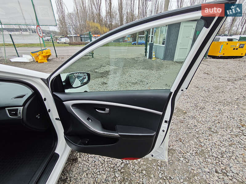 Хетчбек Hyundai i30 2013 в Києві