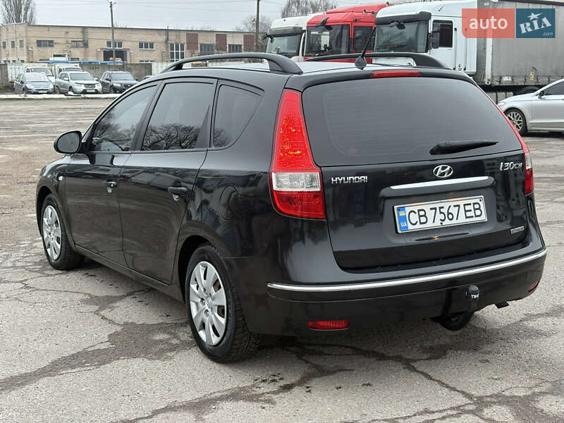 Універсал Hyundai i30 2009 в Чернігові