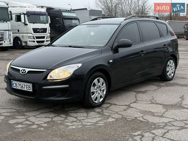 Універсал Hyundai i30 2009 в Чернігові