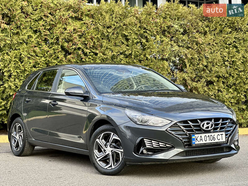 Hyundai i30 2021
