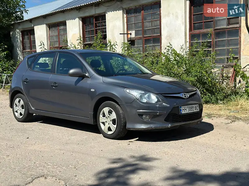 Hyundai i30 2011