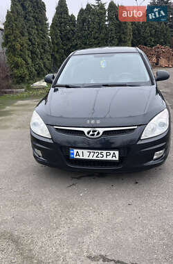 Хэтчбек Hyundai i30 2009 в Киеве