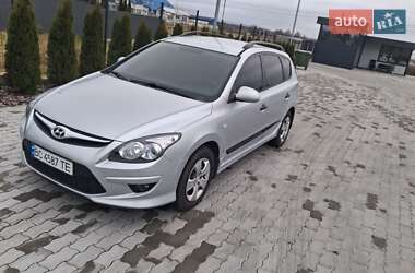 Универсал Hyundai i30 2010 в Львове