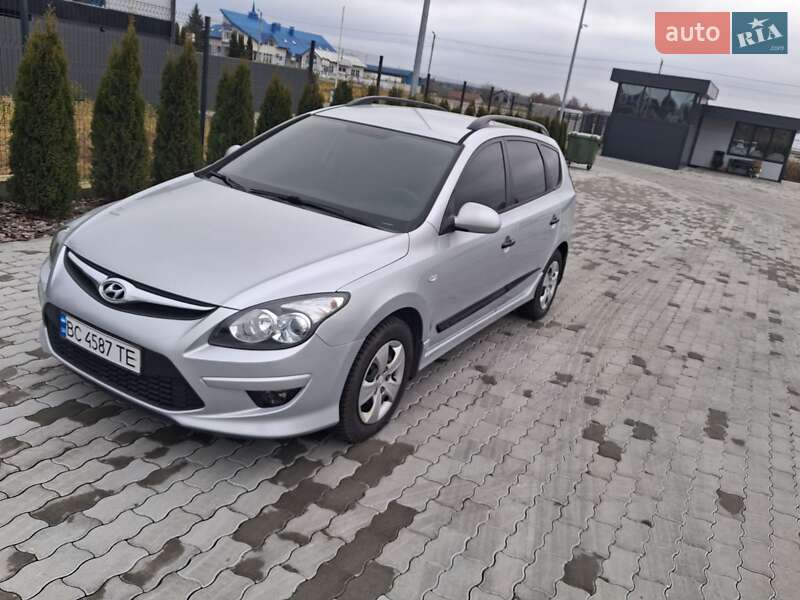 Универсал Hyundai i30 2010 в Львове фото 3 Универсал Hyundai i30 2010 в Львове