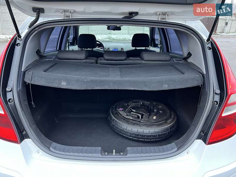 Хэтчбек Hyundai i30 2010 в Харькове фото 33 Хэтчбек Hyundai i30 2010 в Харькове