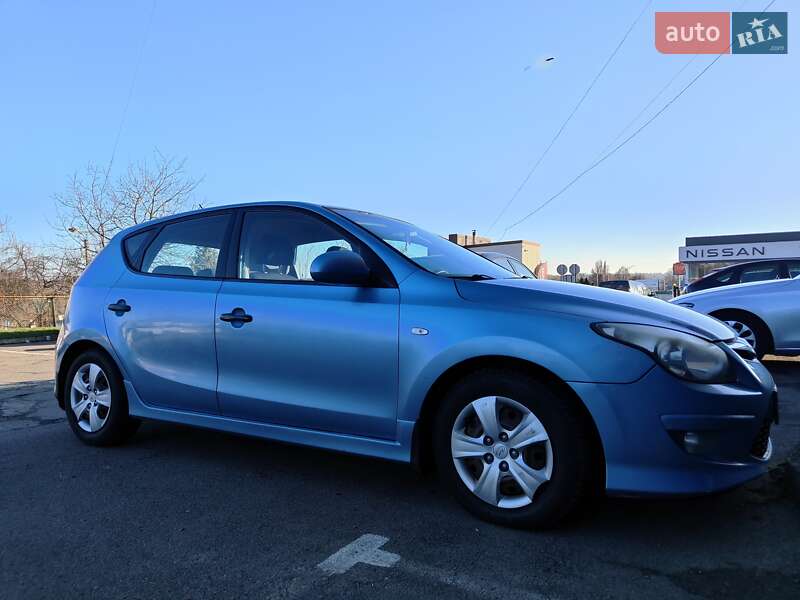 Hyundai i30 2011