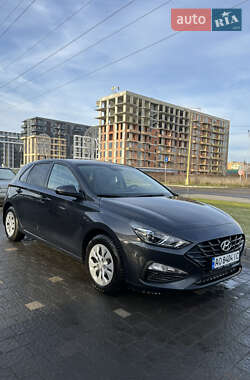 Хетчбек Hyundai i30 2023 в Ужгороді