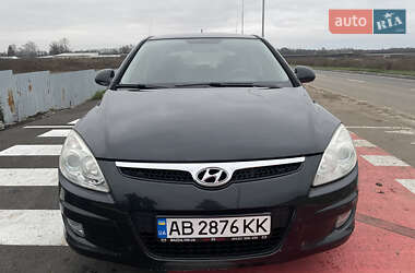 Хэтчбек Hyundai i30 2008 в Виннице
